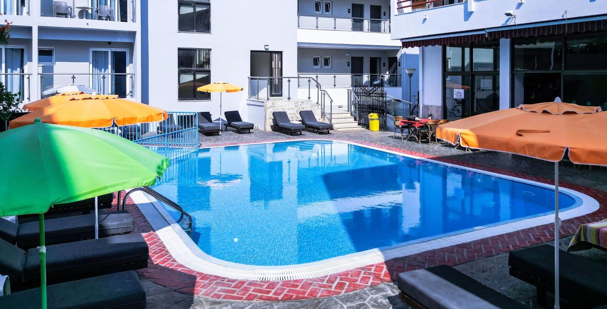 Poseidon Deluxe Apartments คอสทาวน์ ภายนอก รูปภาพ